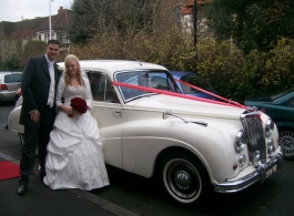 White Armstrong Siddeley wedding car in Rickmansworth